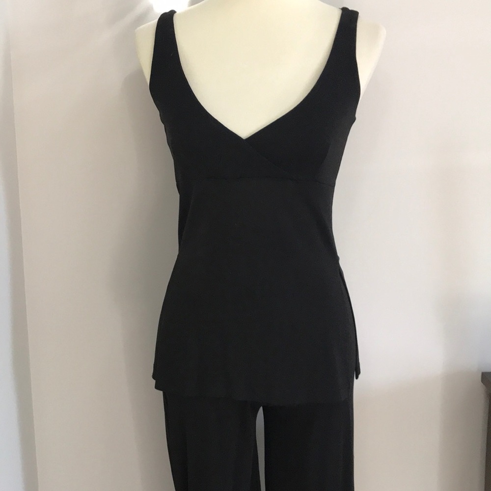 Mo & Su Stretch Top and Pant Set